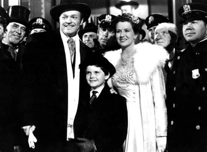 Sonny Bupp Biography, Age, Height, Wife, Net Worth, Family