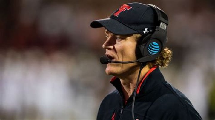 Sonny Cumbie Biography, Age, Height, Wife, Net Worth, Family