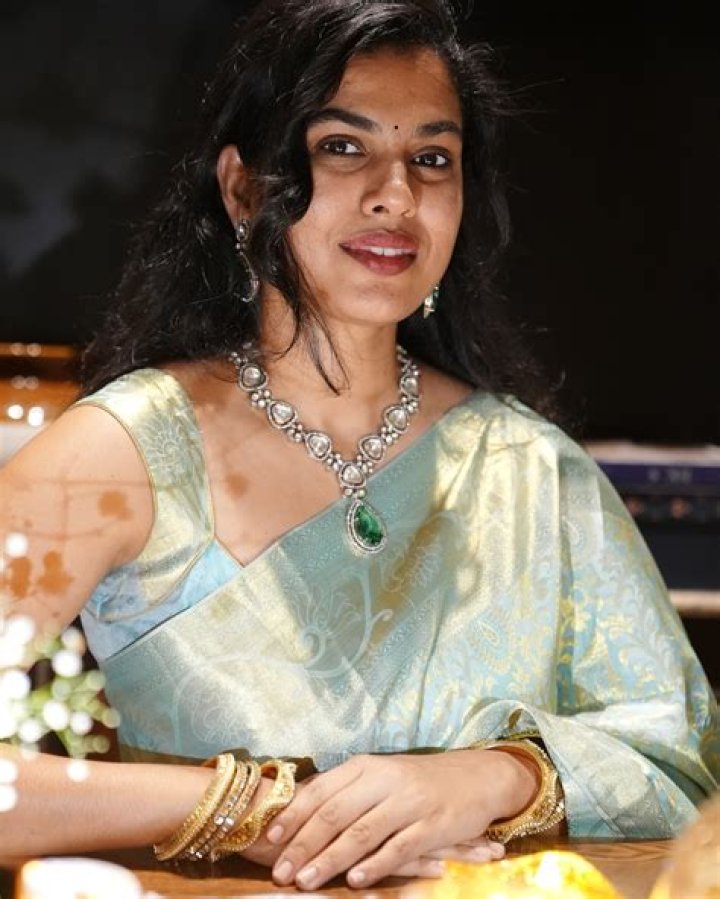 Sravana Bhargavi Biography, Age, Height, Husband, Net Worth, Family