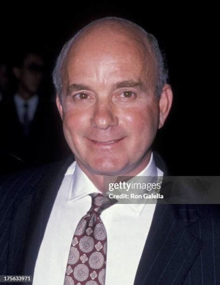 Stanley R. Jaffe Biography, Age, Height, Wife, Net Worth, Family