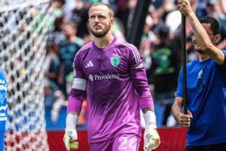 Stefan Frei Biography, Age, Height, Wife, Net Worth, Family