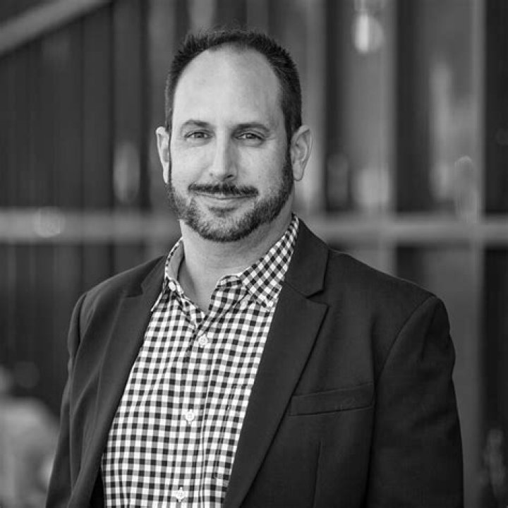 Stephan Aarstol Biography, Age, Height, Wife, Net Worth, Family