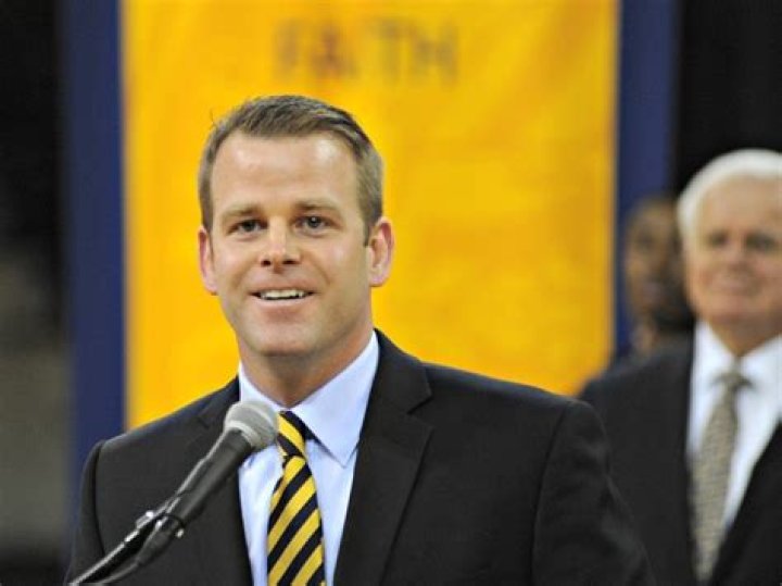 Steve Wojciechowski Biography, Age, Height, Wife, Net Worth, Family