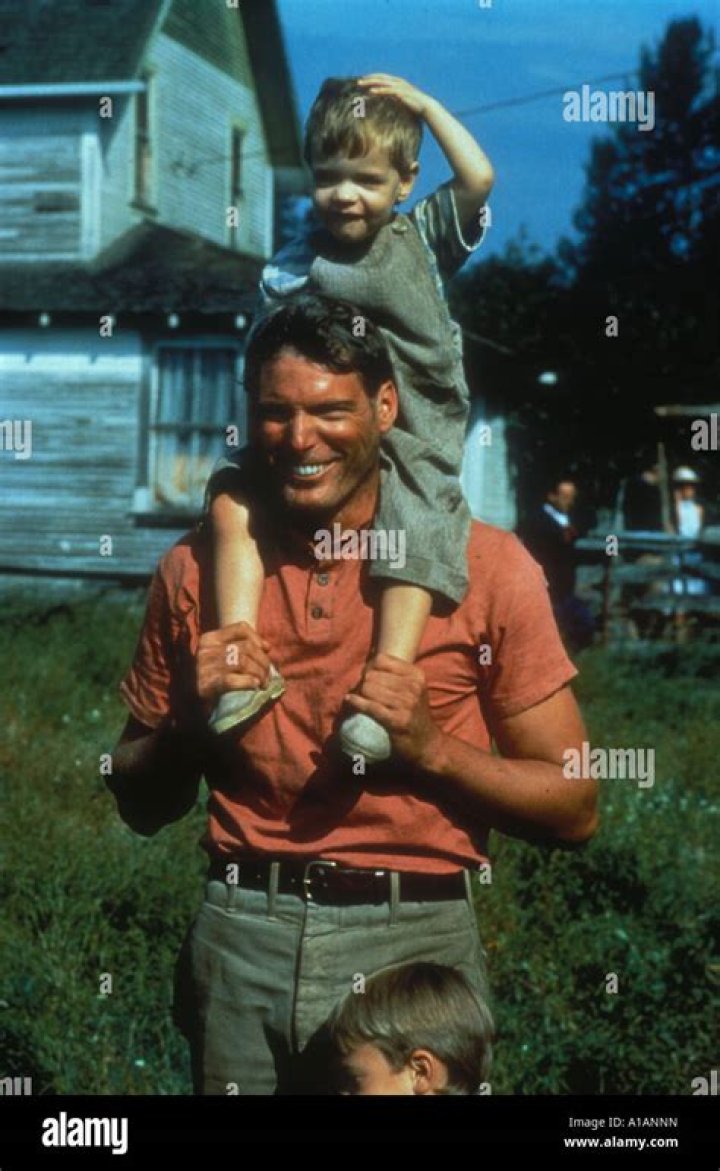 Steven Hilliard Stern Biography, Age, Height, Wife, Net Worth, Family