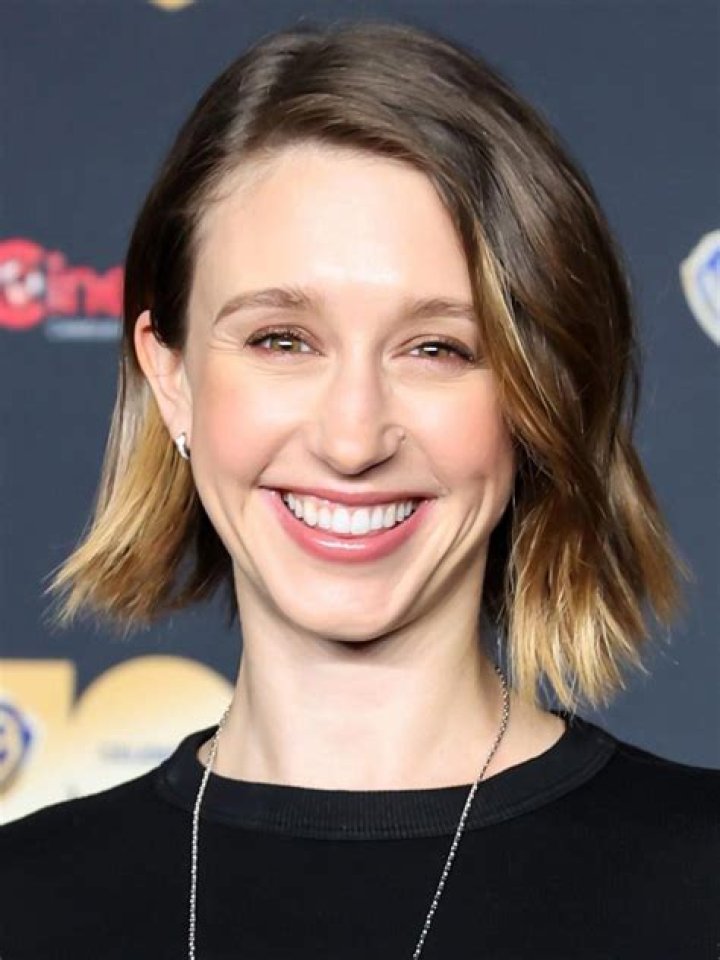 Taissa Farmiga Biography, Age, Height, Husband, Net Worth, Family