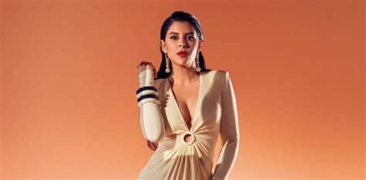 Tania Medina Biography, Age, Height, Husband, Net Worth, Family