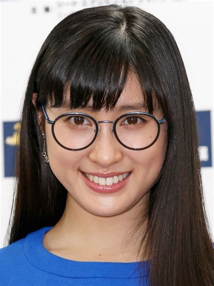 Tao Tsuchiya Biography, Age, Height, Husband, Net Worth, Family