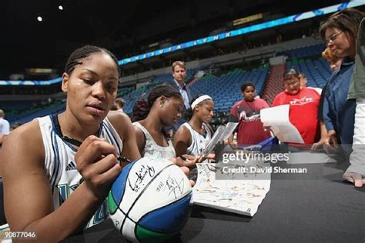 Tasha Humphrey Biography, Age, Height, Husband, Net Worth, Family