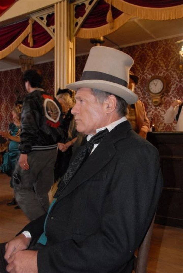 Terence Knox biografía, edad, altura, esposo, net worth, familia