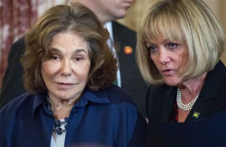 Teresa Heinz Kerry Biography, Age, Height, Husband, Net Worth, Family