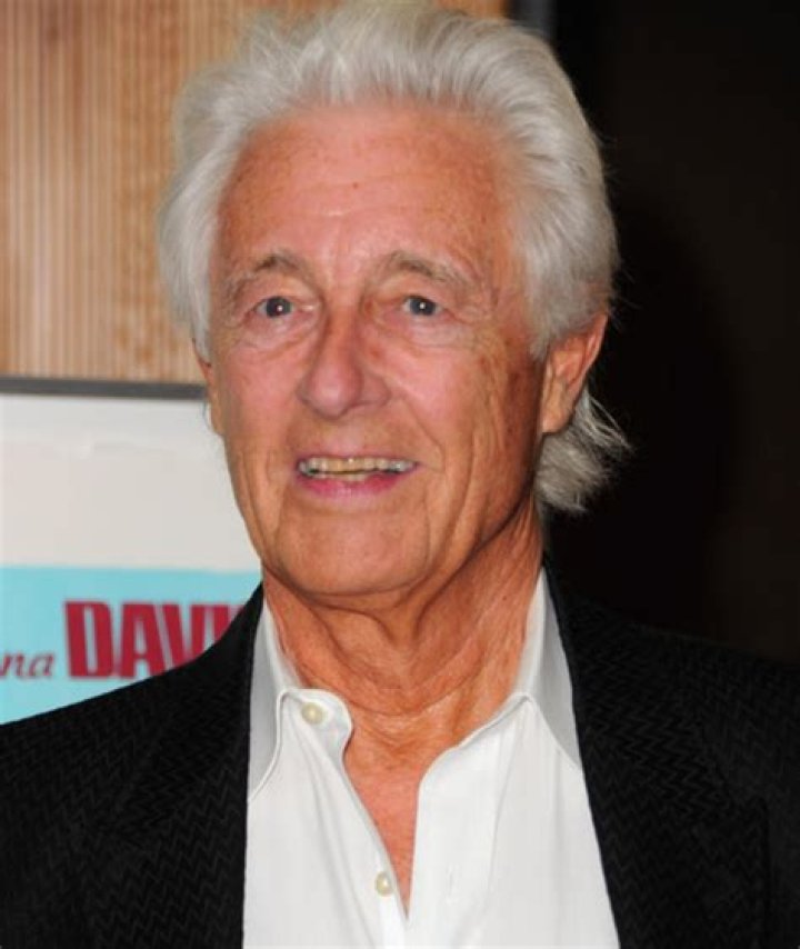 Thom Noble Biography, Age, Height, Wife, Net Worth, Family