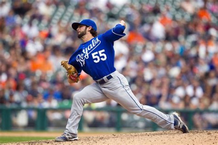 Tim Collins biografía, edad, altura, esposo, net worth, familia