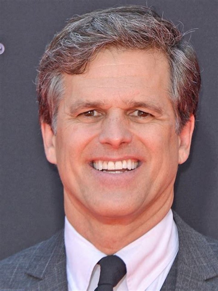 Tim Shriver Biography, Age, Height, Wife, Net Worth, Family