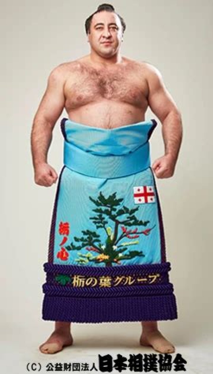 Tochinoshin Tsuyoshi Biography, Age, Height, Wife, Net Worth, Family