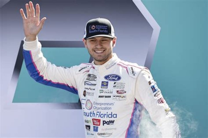 Todd Gilliland Biography, Age, Height, Wife, Net Worth, Family