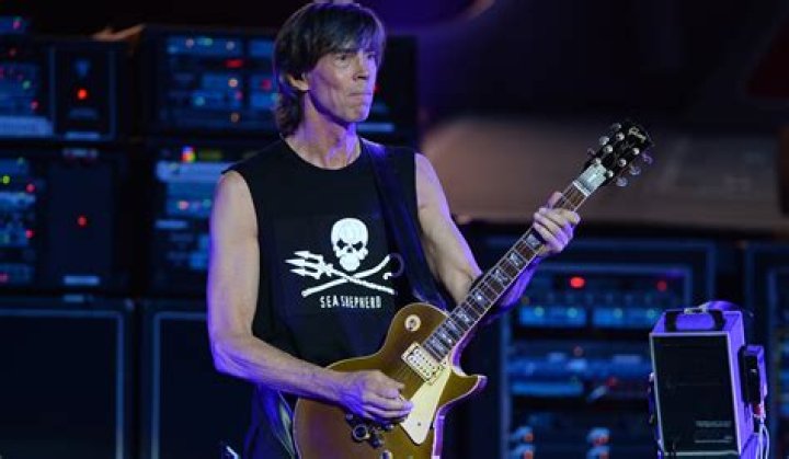 Tom Scholz Biography, Age, Height, Wife, Net Worth, Family