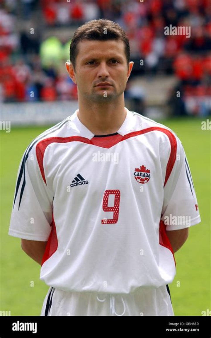 Tomasz Radzinski Biography, Age, Height, Wife, Net Worth, Family