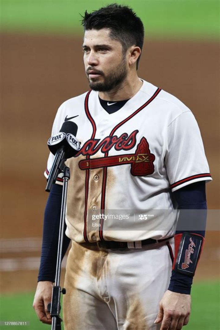 Travis d'Arnaud Biography, Age, Height, Wife, Net Worth, Family