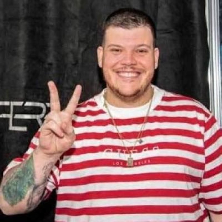 Travis T. Flory Biography, Age, Height, Wife, Net Worth, Family