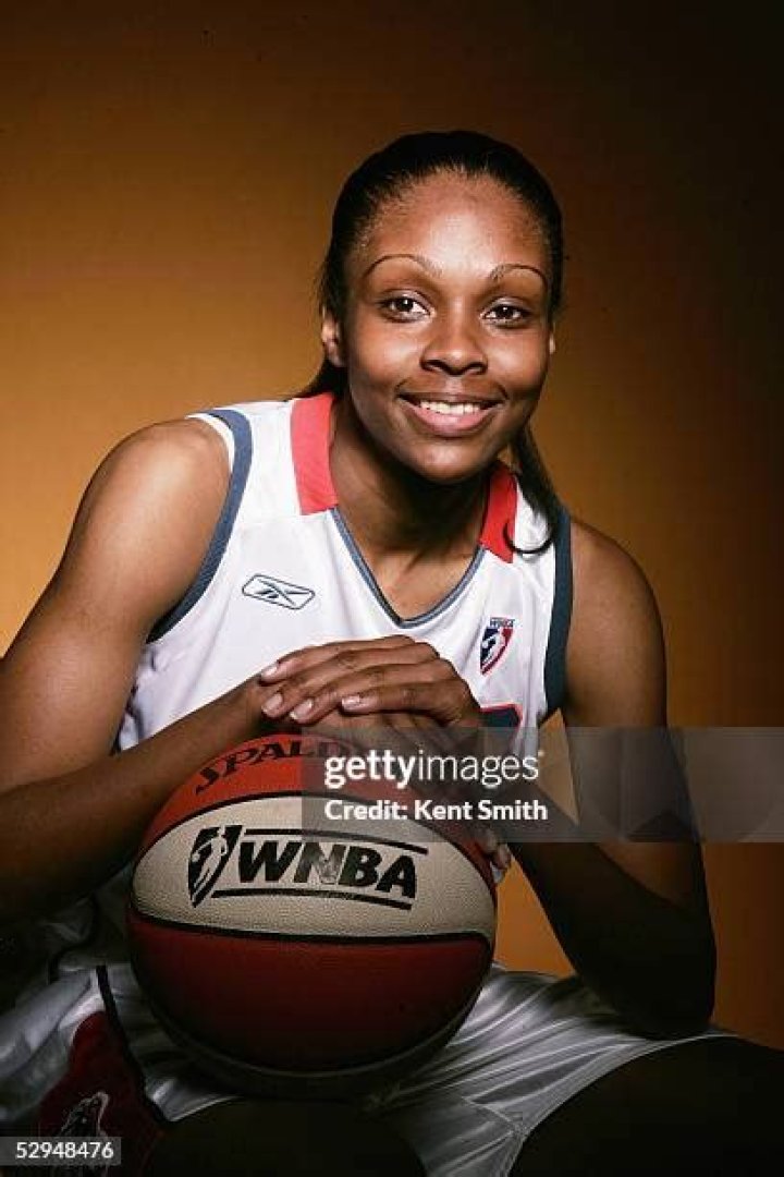 Tynesha Lewis Biography, Age, Height, Husband, Net Worth, Family