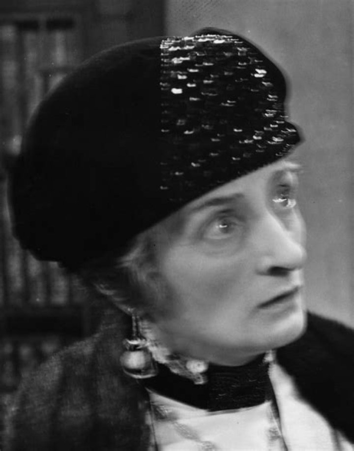 Una O'Connor Biography, Age, Height, Husband, Net Worth, Family