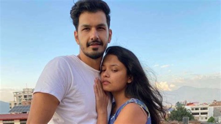 Usha Rajak Biography, Age, Height, Husband, Net Worth, Family