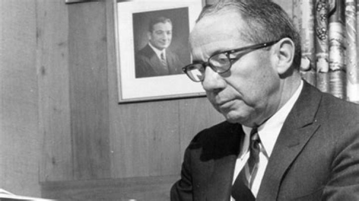 Vernon Stouffer Biography, Age, Height, Wife, Net Worth and Family