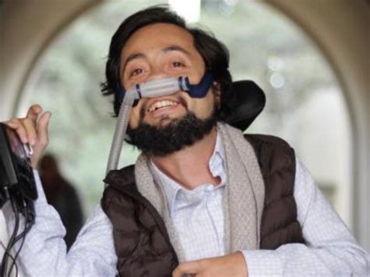 Victor Pineda Biography, Age, Height, Wife, Net Worth, Family