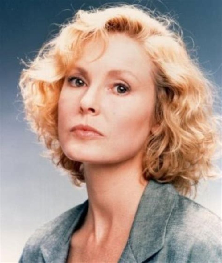 Victoria Tennant biografía, edad, altura, esposa, net worth, familia