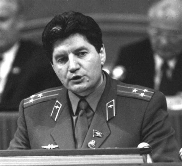 Viktor Alksnis Biography, Age, Height, Wife, Net Worth, Family