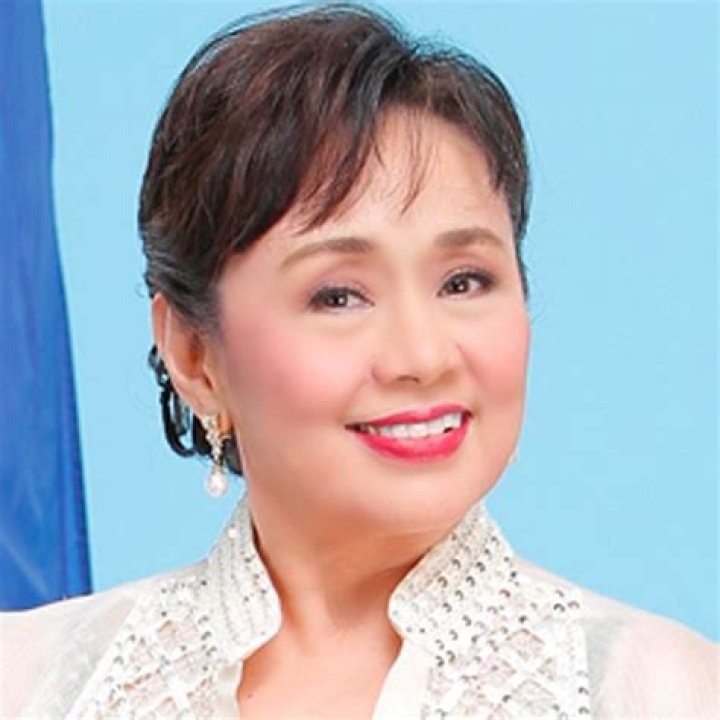 Vilma Santos Biography, Age, Height, Husband, Net Worth, Family
