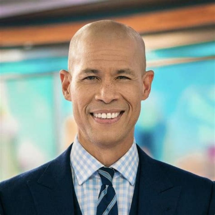 Vladimir Duthiers Biography, Age, Height, Wife, Net Worth, Family