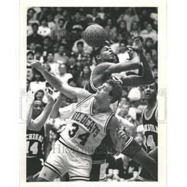 Walker Lambiotte Biography, Age, Height, Wife, Net Worth, Family