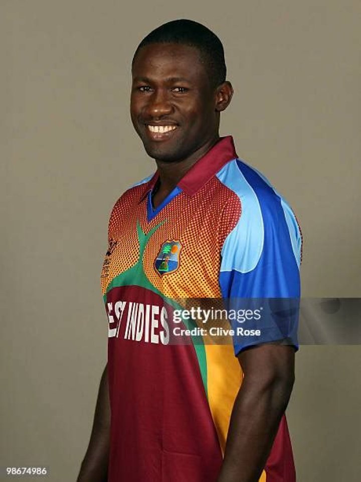 Wavell Hinds Biography, Age, Height, Wife, Net Worth, Family