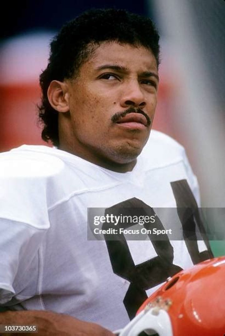 Webster Slaughter Biography, Age, Height, Wife, Net Worth, Family