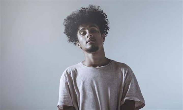 Wifisfuneral Biography, Age, Height, Wife, Net Worth, Family