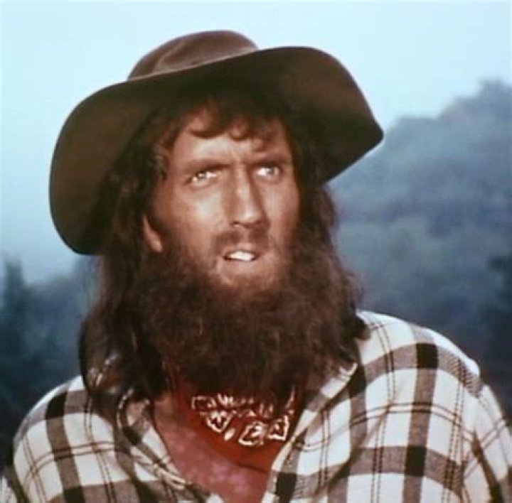 William Engesser Biography, Age, Height, Wife, Net Worth, Family