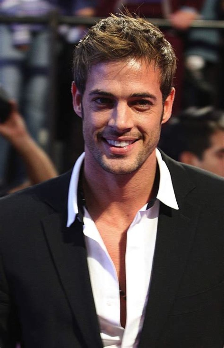 William Levy biografía, edad, altura, esposo, net worth, familia
