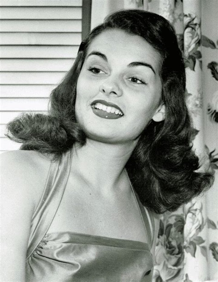 Yolande Fox Biography, Age, Height, Wife, Net Worth and Family