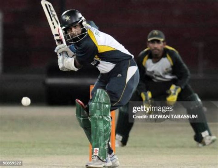 Yousuf Khan Biography, Age, Height, Wife, Net Worth, Family