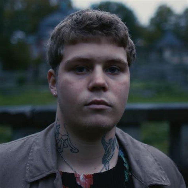 Yung Lean Biography, Age, Height, Wife, Net Worth, Family