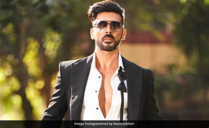 Zayed Khan Biography, Age, Height, Wife, Net Worth, Family