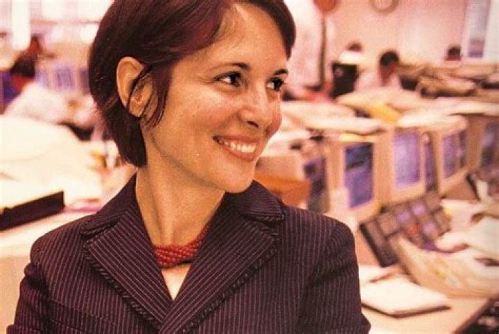 Zoe Cruz Biography, Age, Height, Husband, Net Worth, Family